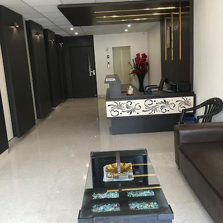 卢迪亚纳 De Agya Paradise酒店 外观 照片