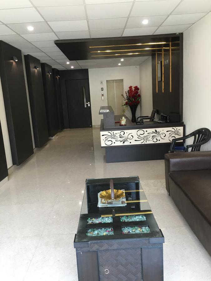 卢迪亚纳 De Agya Paradise酒店 外观 照片